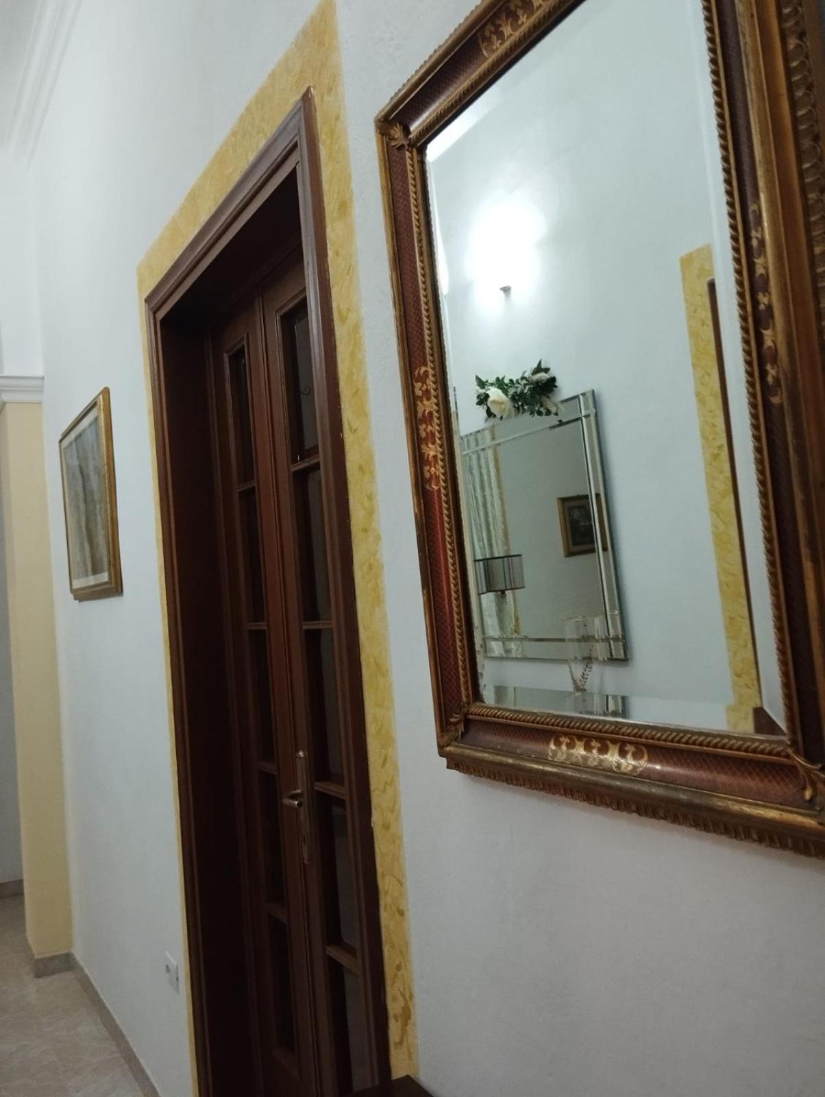 Hotel The Family House Livorno Exterior foto
